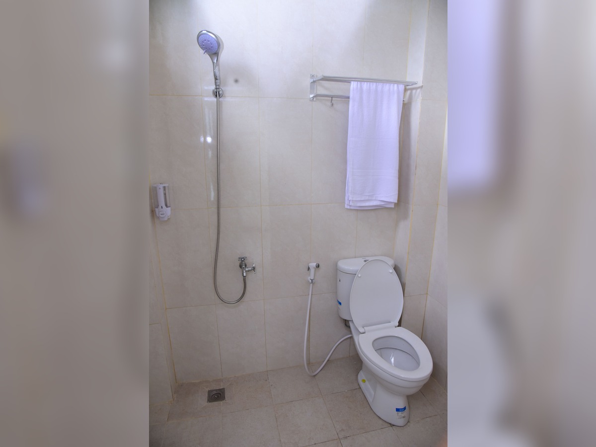 Single Bathroom