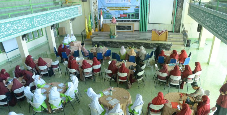 Pondok Pesantren Puteri Ummul Mukminin jadi Lokasi Sosialisasi Implementasi Kesehatan Reproduksi